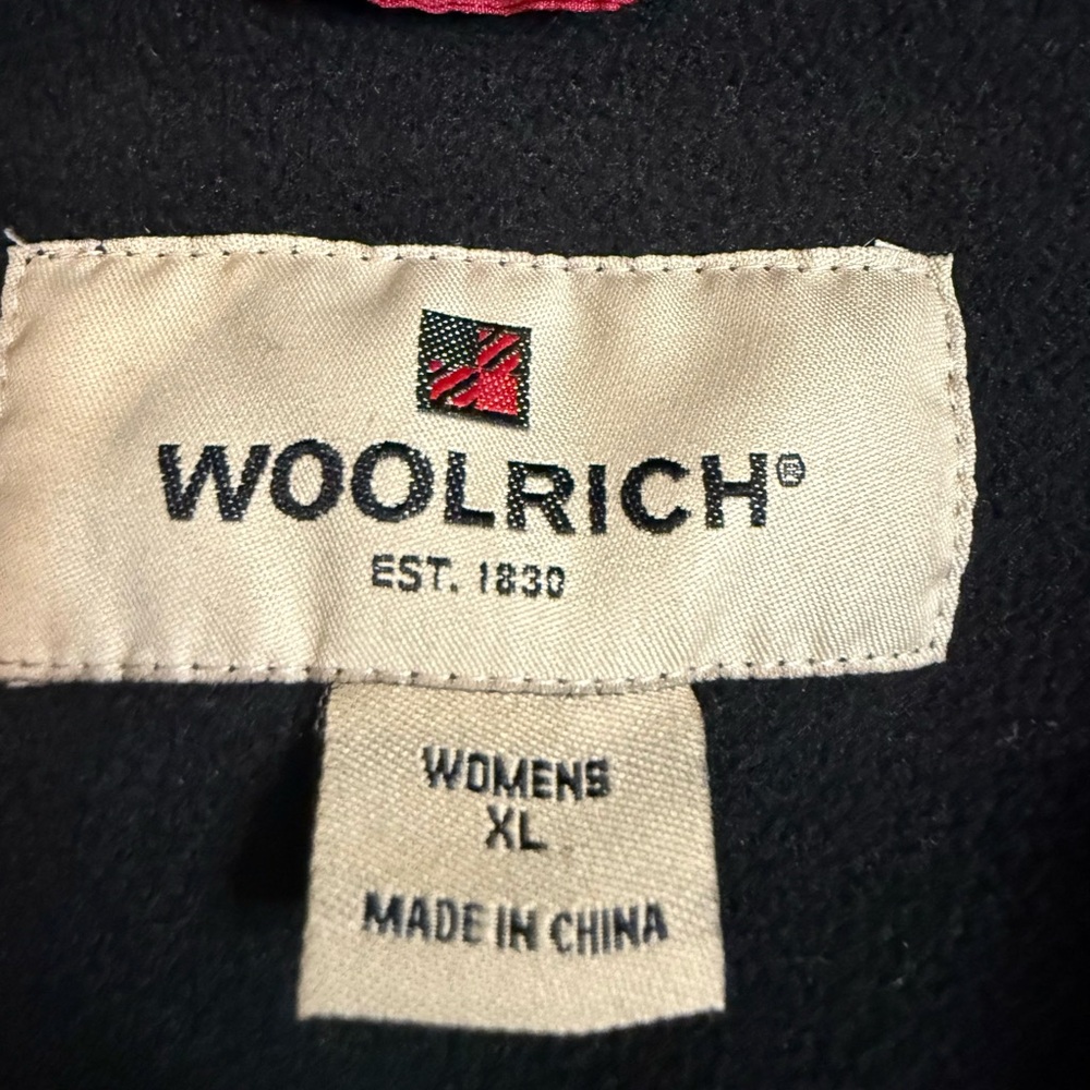 Woolrich Women’s Raspberry Puffer Jacket Size XL - Picture 8 of 9